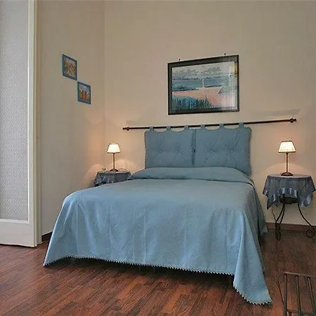 Bed & Breakfast Napolibed 3*