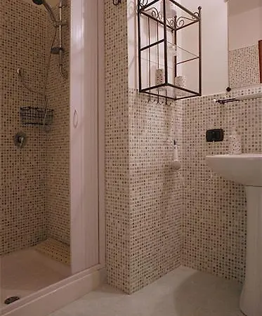 Napolibed Bed & Breakfast 3*